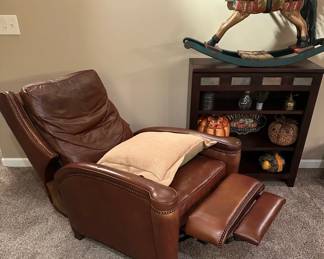 SEVEN SEAS Leather Push Back Recliner