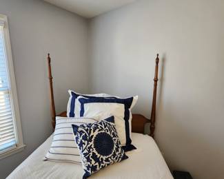 Four Post Bed