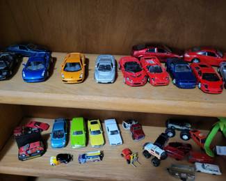 1:18 scale model cars.
