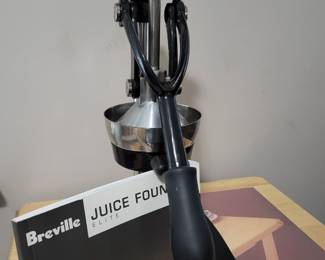 Nice Breville professional juicer.