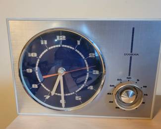 Dugena modernist clock 