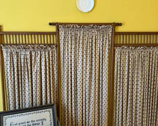 Vintage Screen