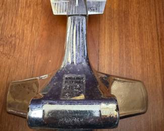 Avon plane