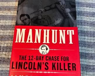 Manhunt The 12 Day Chase of Lincoln's Killer James L Swanson $3.00