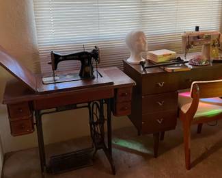 Vintage sewing machine and modern