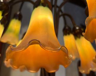 Tiffany&nbsp;Style Tulip Floor Lamp w/Lily Pad Copper Base