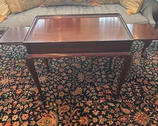 Stickley “Colonial Williamsburg” Tea Table