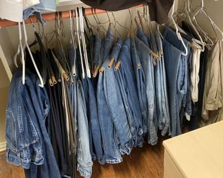 Plenty of Jeans 
