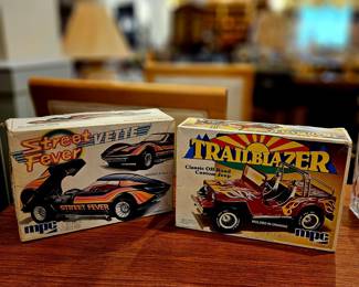2 car model kits! Complete