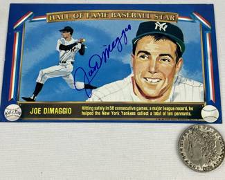 SIGNED Joe DiMaggio 1982 Davco Publishing Hall of Fame Baseball Stars Card