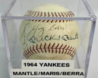 SIGNED 1964 New York Yankees Team Baseball (Mickey Mantle, Roger Maris Yogi Berra, Ed "Whitey" Ford, Etc..)