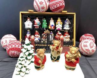 Wonderland Bear Band Thomas Museum Series Ornaments  More