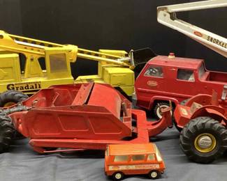 Metal Heavy Equipment Trucks More