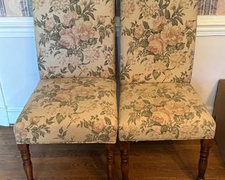Gorgeous accent chairs