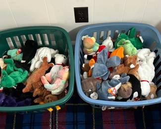 Huge assortment of original beanie babies with tags