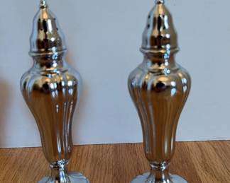 Silver Colored Salt Pepper Shakers