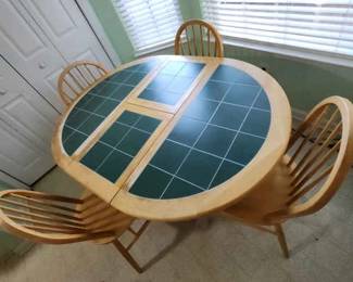 Expandable Dining Table And Chairs