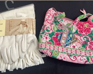 Quilted Bag Winter Accessories Set