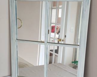 Mirror in unique Design