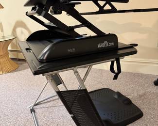 Standing Varidesk