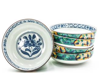Set of 5 Shallow Bowls w/Floral Motif