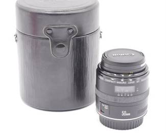 Canon EF 50mm f/2.5 Compact-Macro Lens & Case