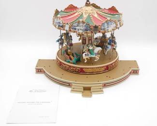 Vintage Village Square Mr. Christmas Musical Carousel