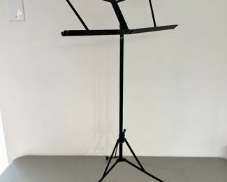 musician's gear folding music stand