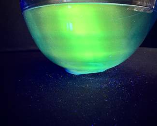 Uranium glass