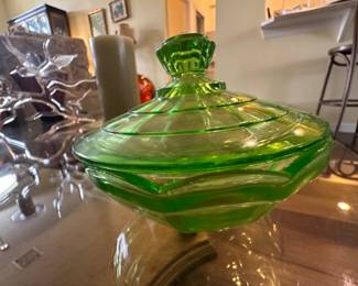 Uranium glass
