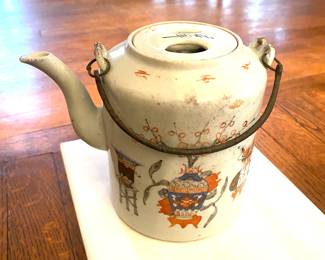 Early Chinese teapot