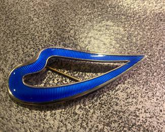 Aksel Holmsen sterling silver/enamel brooch/Norway