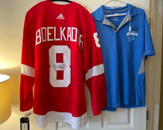 Red Wings Abdelkader signed jersey