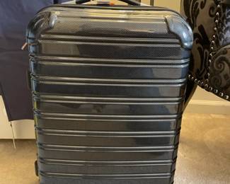 iFly Hardside Fibertech luggage