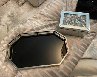 Black bottom metal tray, Mirror jewelry box