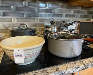 McCoy mixing bowl, Pots, Pans
