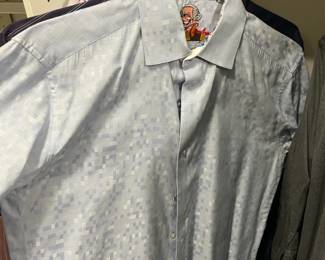 Unmarked clothing