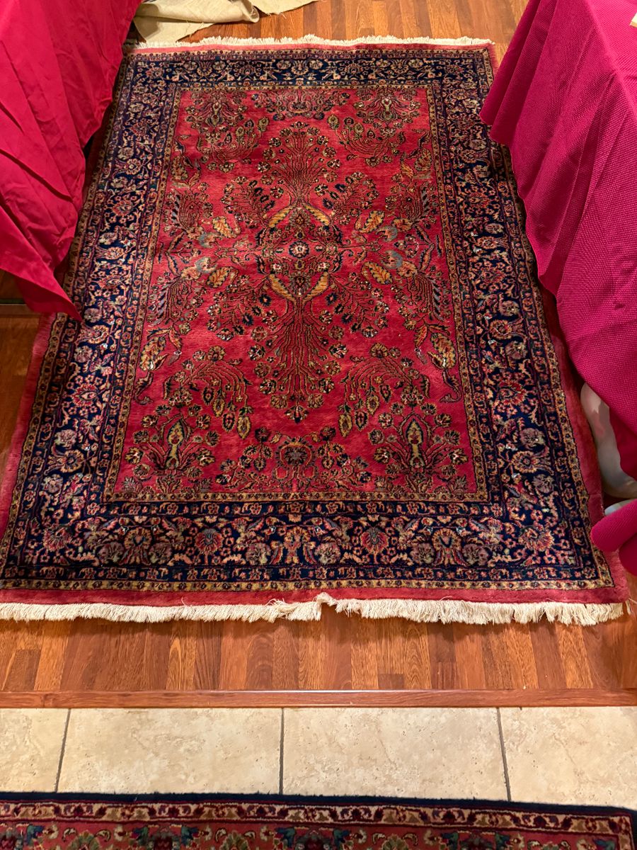 $800~ OBO ~ VIBRANT 5X8 RED FAYZSANUK 9 INDIA) RUG~ JUST PROFESSIONALLY CLEANED