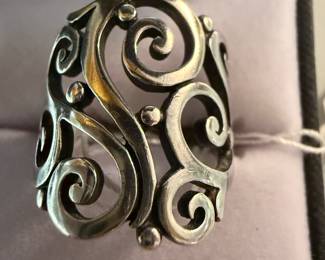 STERLING JAMES AVERY RING ( SIZING AVAILABLE)