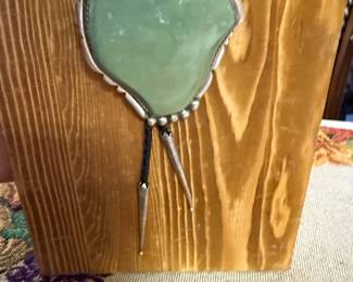 $375- WOW! VERY RARE AMERICAN INDIAN SIGNED GREEN TURQUOISE BOLO
