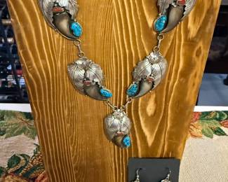 $1600- ARTIST SIGNED STERLING NATIVE AMERICAN SQUASH BLOSSOM BEAR CLAW MATCHING SET WITH CORAL AND TURQUOISE EMBELLISHMENTS