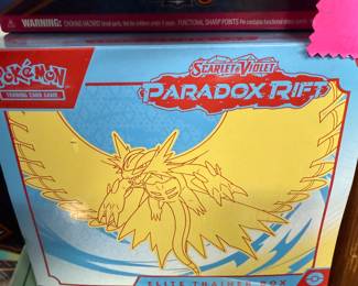 $46~ ELITE TRAINER BOX ~ PARODOX RIFT