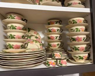 $275~ OBO~ BEAUTIFUL AND HIGHLY SOUGHT AFTER FRANCISCAN DESERT ROSE KITCHEN AND DINING CHINA SET