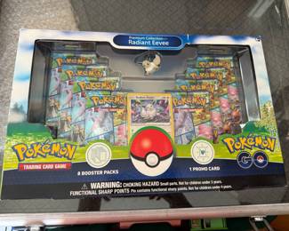 $42 ~ PREMIUM POKEMON COLLETION RADIANT EVEE