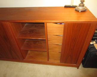 Poul Hundevad Credenza Tambour doors