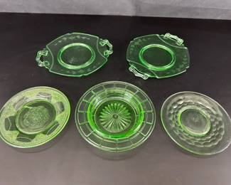 5 Small Decorative Plates Green Vaseline Uranium