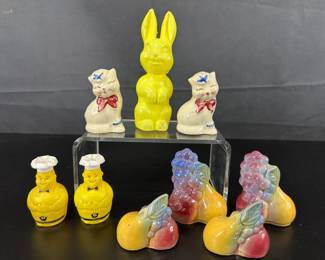 Vintage 1950s Shawnee Fruit and Pepper Shakers  Plastic Yellow Chef Salt and Pepper 