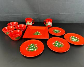 Waechtersbach Red Christmas Ornament and Tree Red 4 Bowls Plates  2 Mugs  Square Platter
