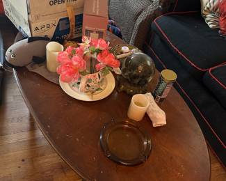 Beautiful Oval Shaped Coffee Table 