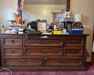 Vintage Bedroom Furniture